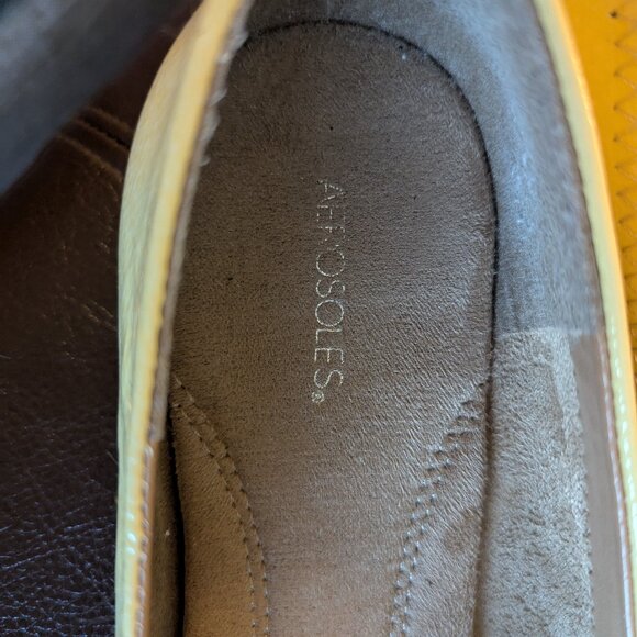 NEW Aerosoles Beckon Women's Work Ballet Flats in Butter Yellow and Black 9 - Picture 7 of 7